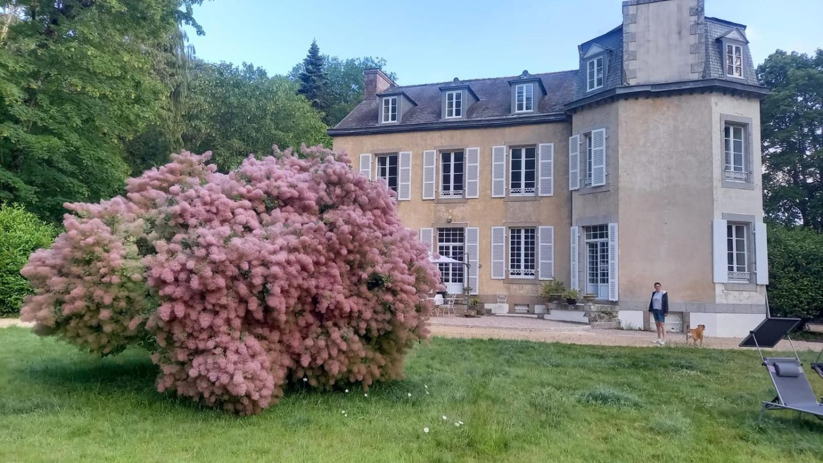 Отель La Lande Pleyber-Christ Экстерьер фото